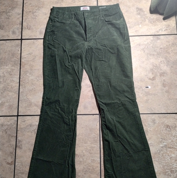 🦋🏵️🦋Wrangler Green Corduroy Flared Pants Size 14×34 - Picture 1 of 14